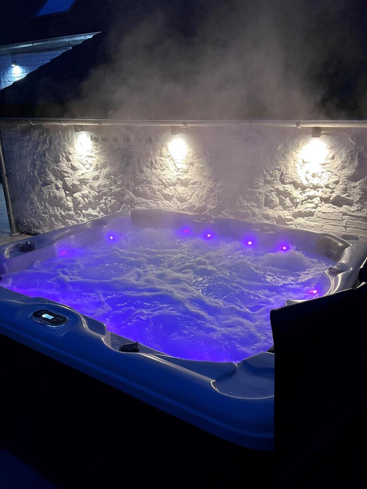 Gite Rubis - Jacuzzi - Pairi Daiza - 6 Pers บรูเกเลตเต ภายนอก รูปภาพ